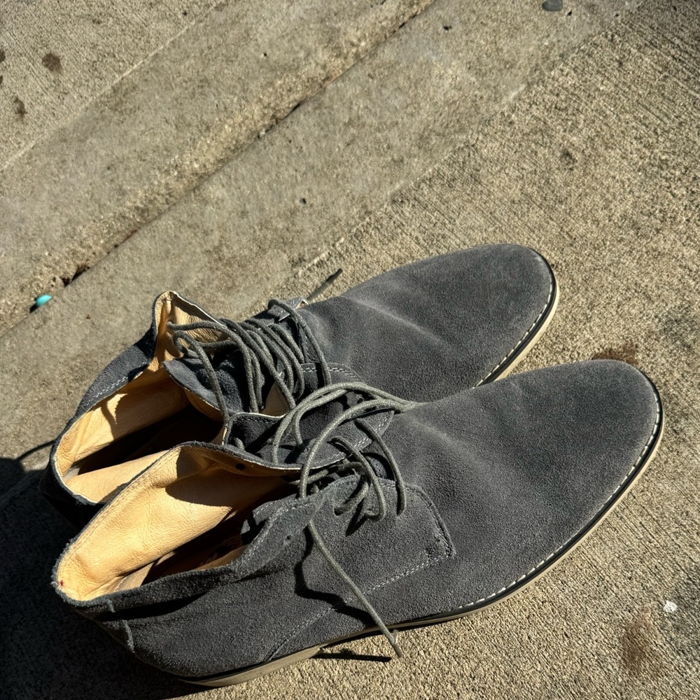 Men’s Robert Wayne Chukka Boots